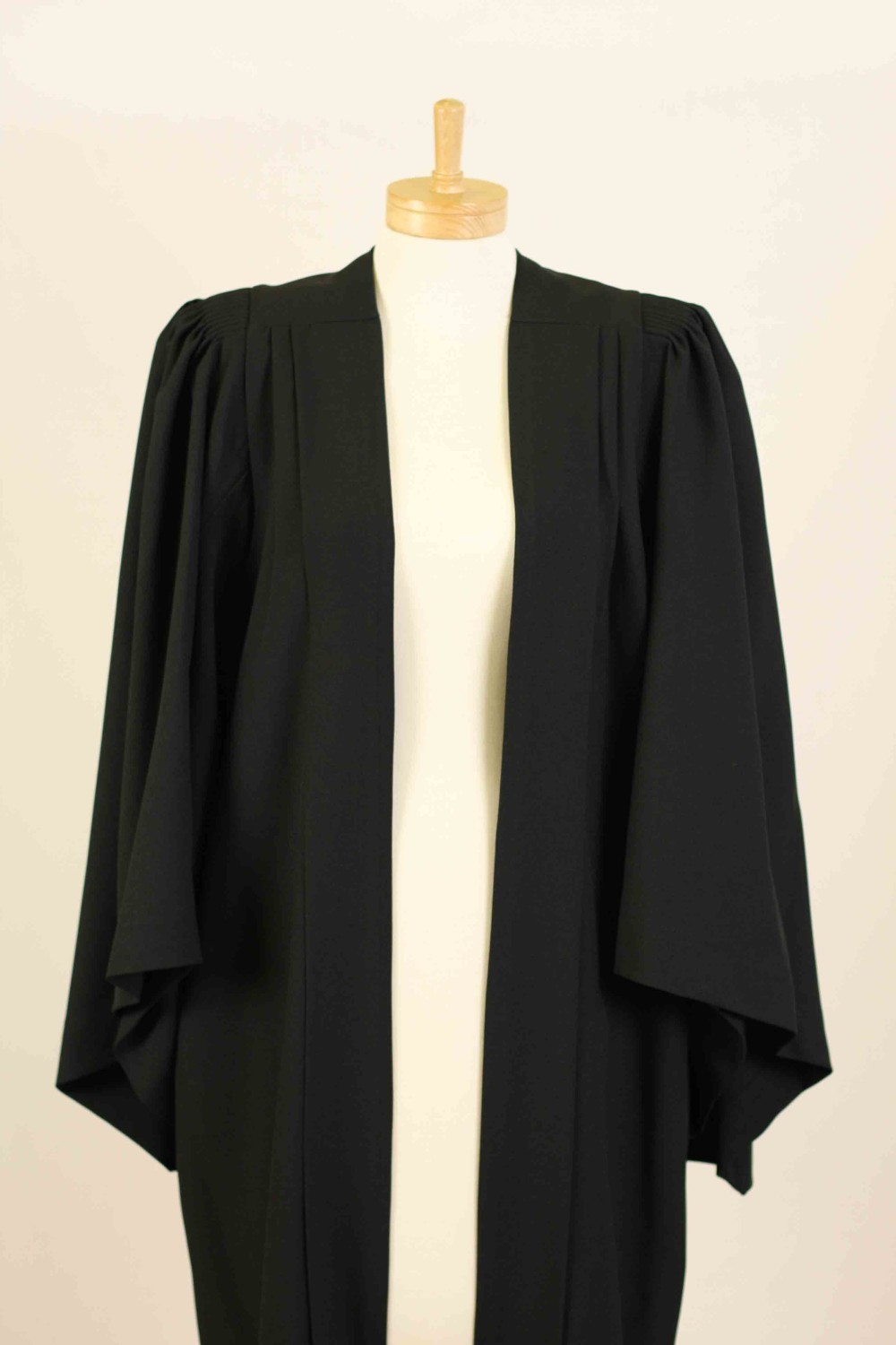 UK Bachelors Gown