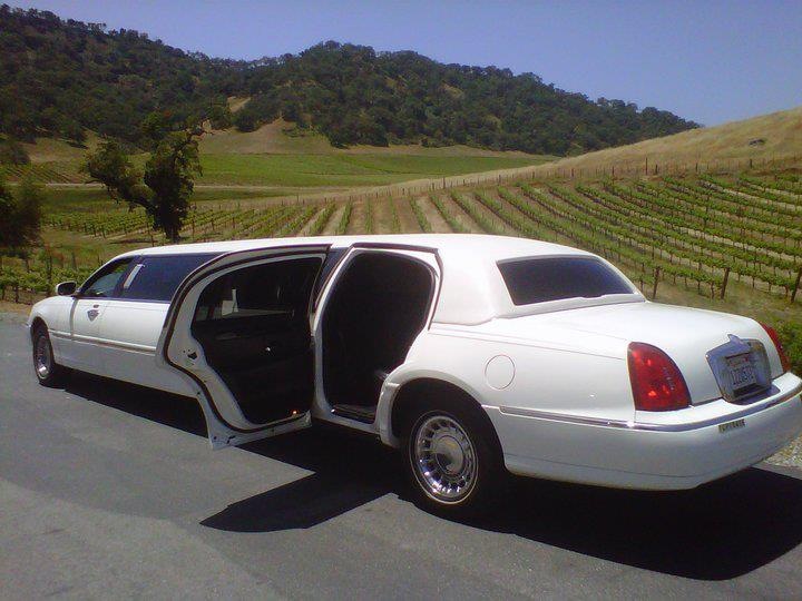 Call 408.365.8500 Saratoga Limos Saratoga Limousine Service