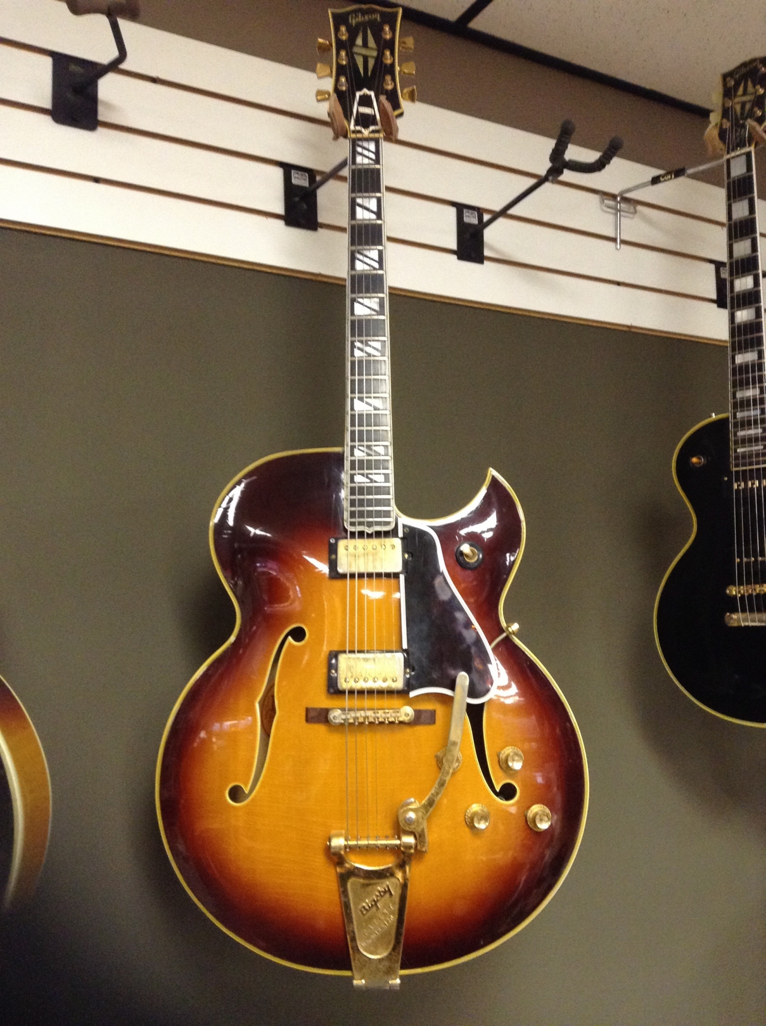 1964 Gibson Super 400